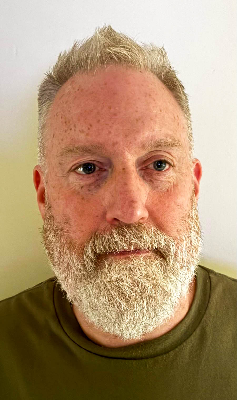 Barry Lynch